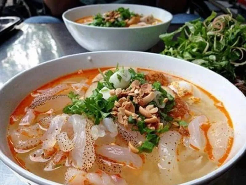 Địa điểm thưởng thức bún cá sứa ngon tại Nha Trang