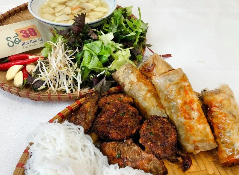Những Quán Bún Chả Nổi Tiếng Tại Hà Nội
