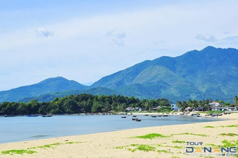 Khám phá bãi biển Xuân Thiều