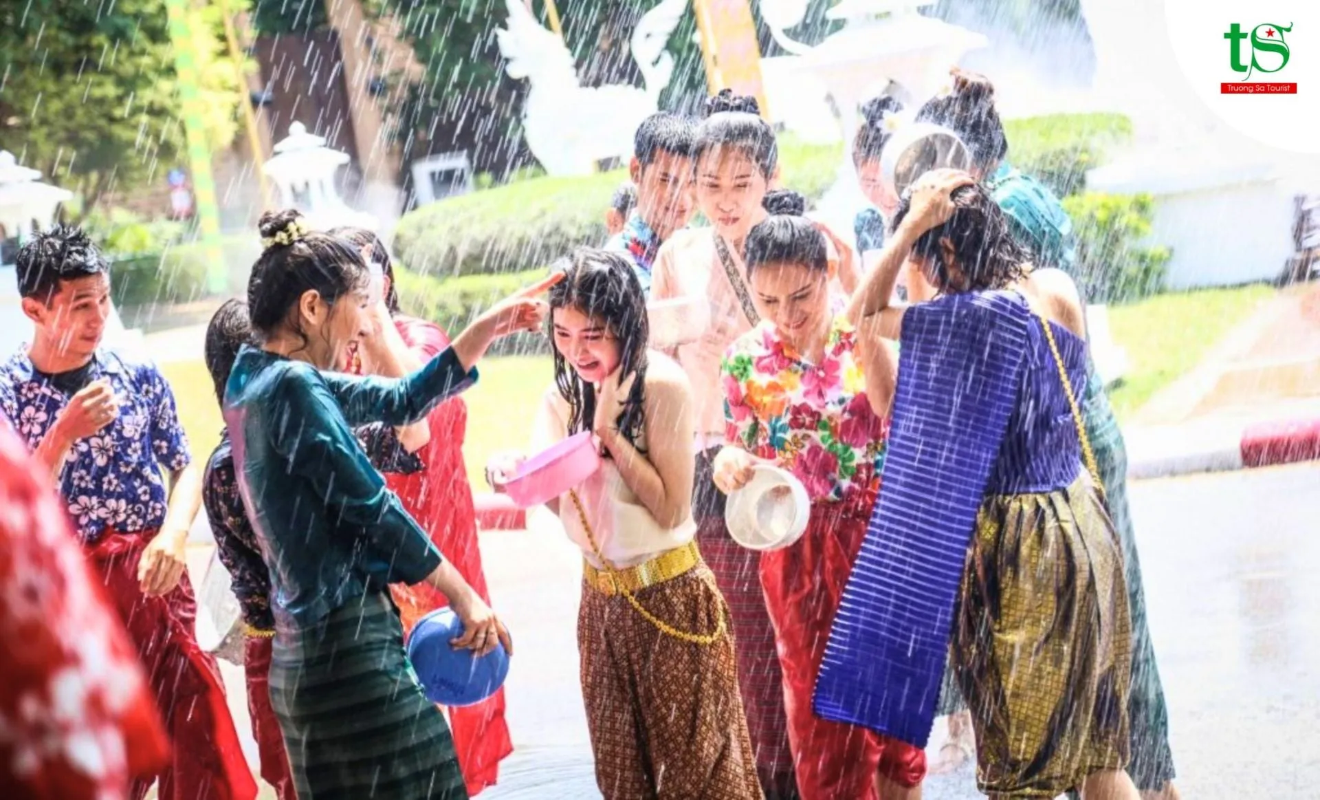 Thời Gian Và Địa Điểm Diễn Ra Lễ Hội