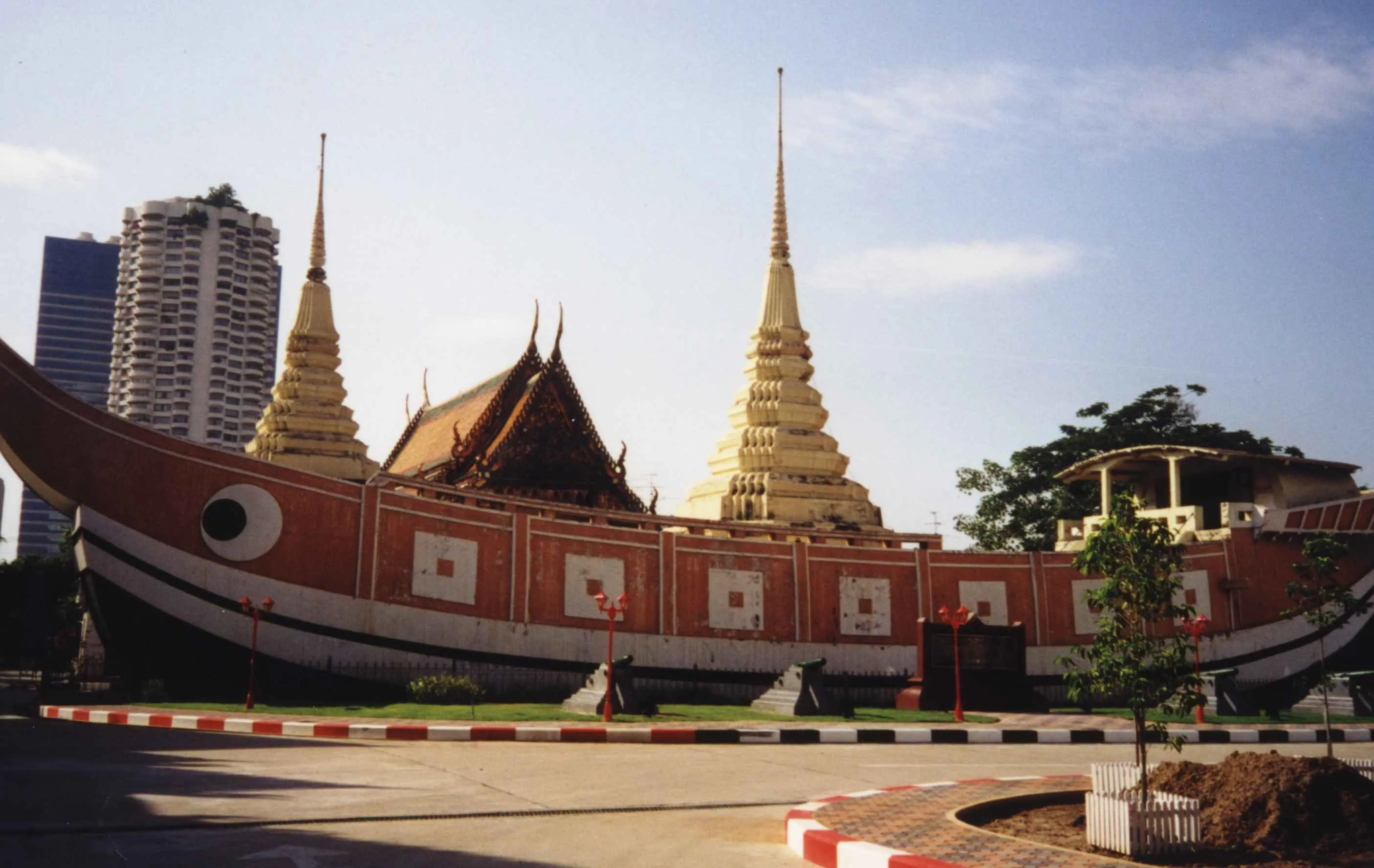 Wat Yan Nawa – Wikipedia tiếng Việt