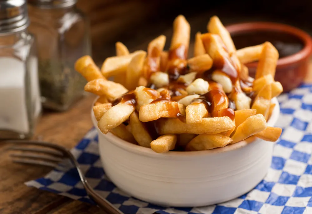 Những địa điểm nổi tiếng thưởng thức Poutine tại Quebec