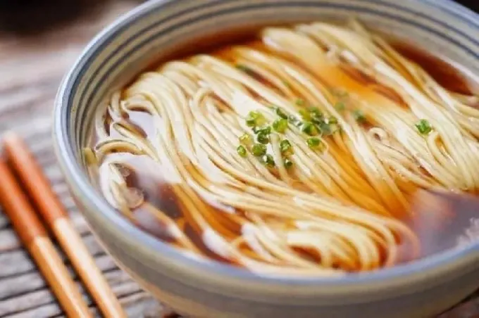 Nguyên liệu và cách chế biến Mì Trường Thọ