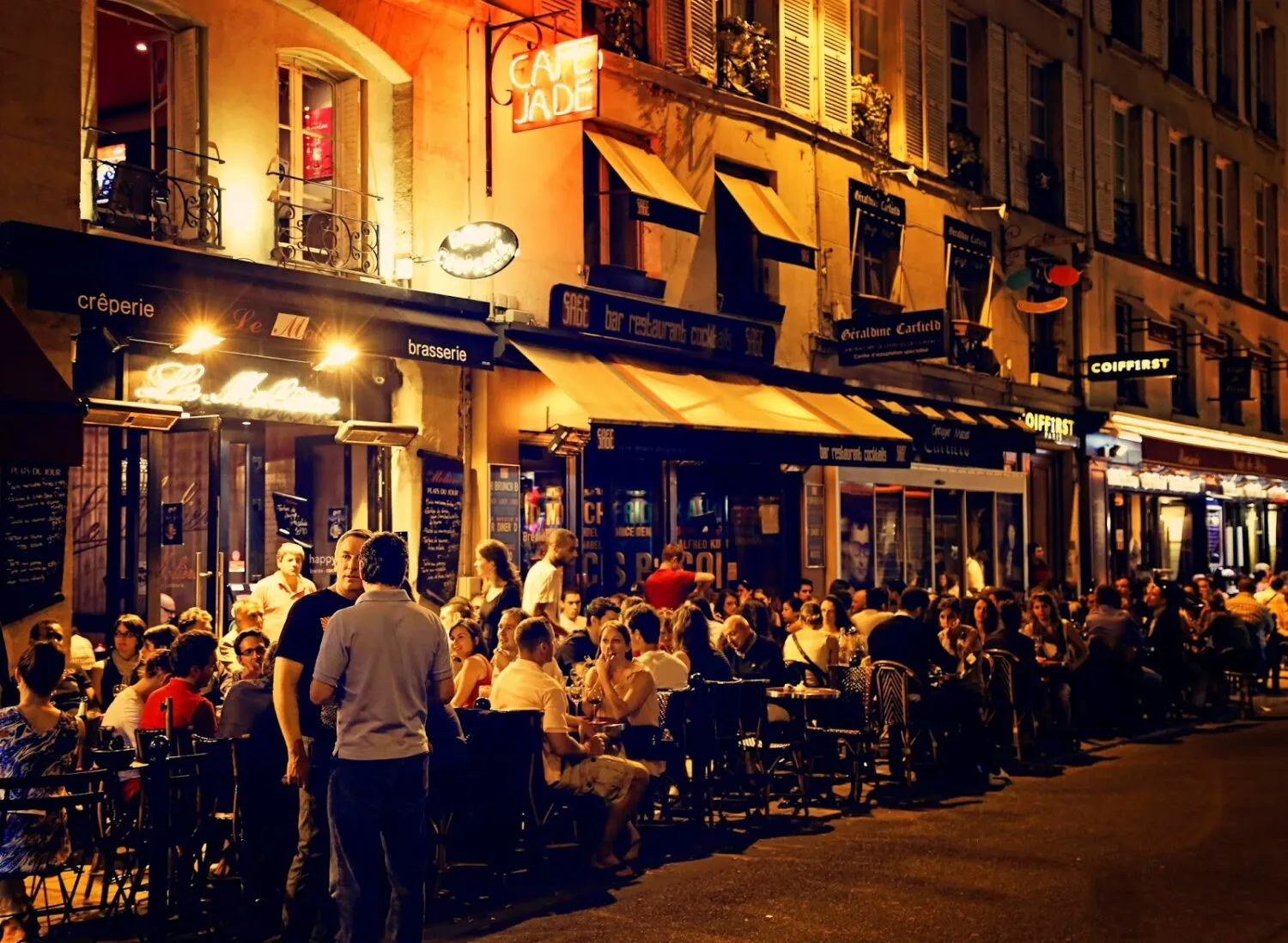 The Vibrant Nightlife: From Cabarets to Cozy Cafés