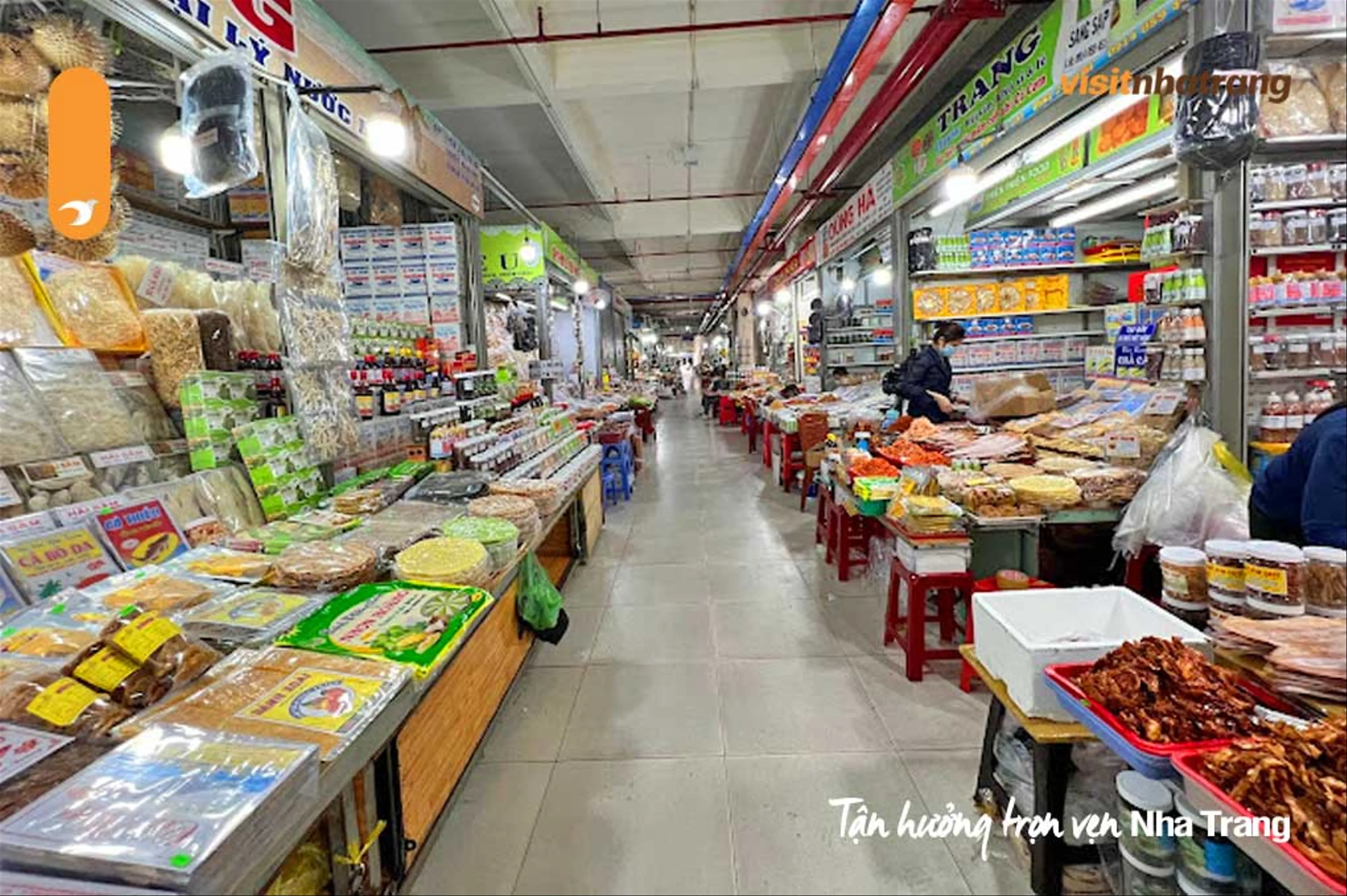 Khám Phá Chợ Đầm Nha Trang: Thiên Đường Mua Sắm Và Ẩm Thực Đặc Sắc