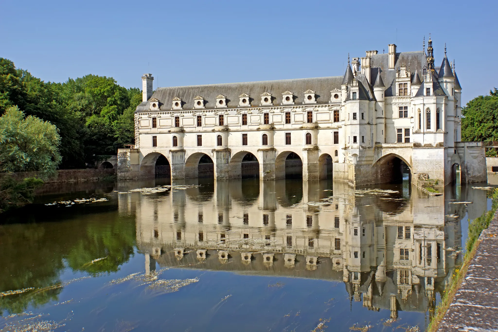 Lâu Đài Chenonceau: Cây Cầu Lịch Sử