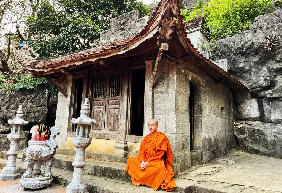 Bich Dong Pagoda: A Spiritual and Scenic Retreat