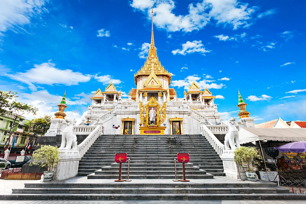 Practical Information: Getting to Yaowarat and Best Times to Visit