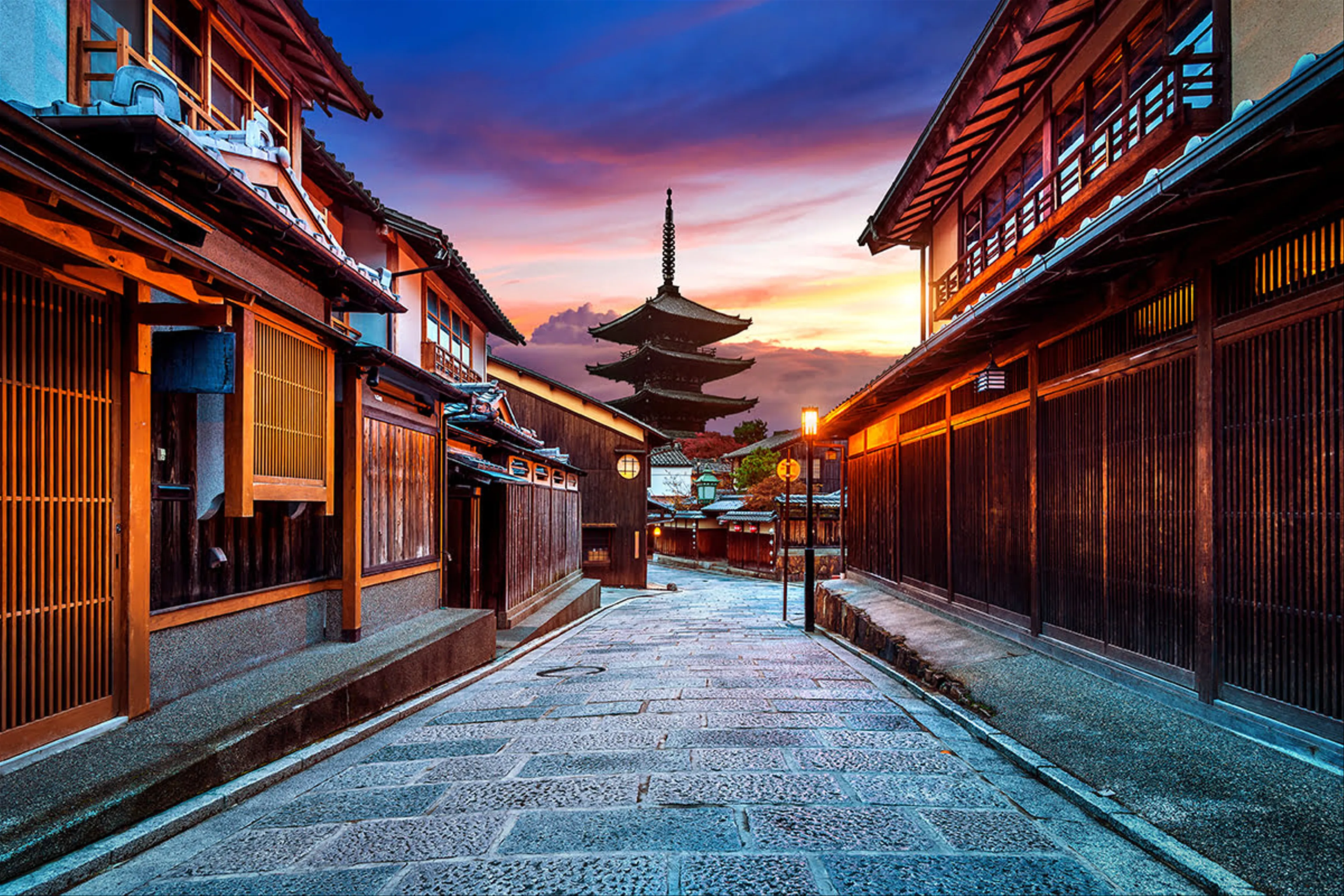 Unveiling the Spiritual Serenity: Exploring the Ancient Temples of Kyoto's Higashiyama District