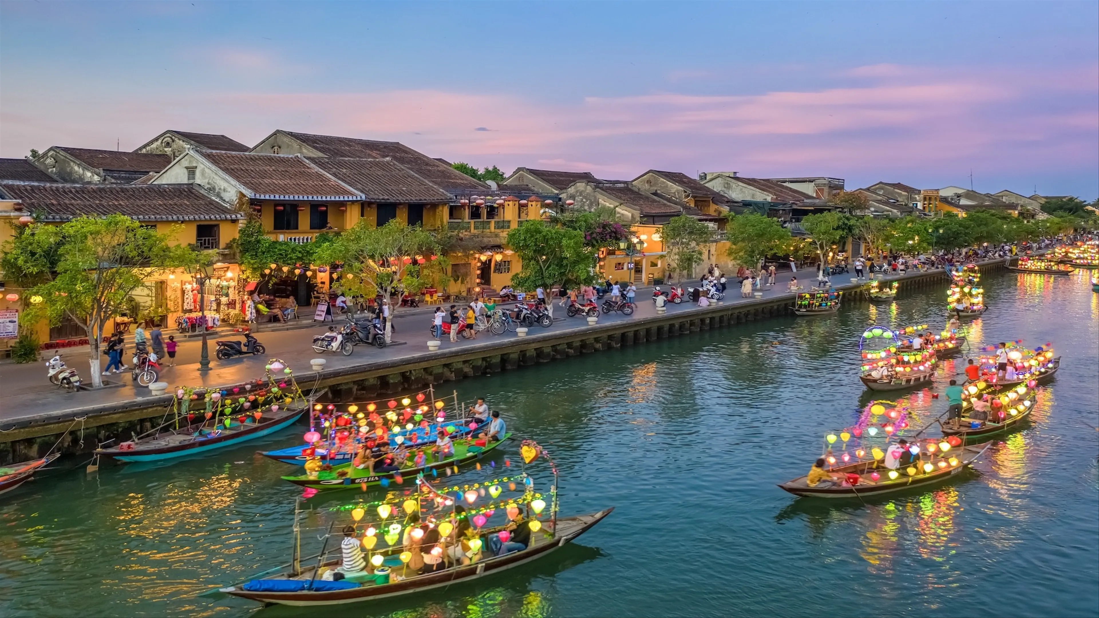 Savoring the Authentic Flavors of Hoi An: A Culinary Journey Through Vietnam's Ancient Town