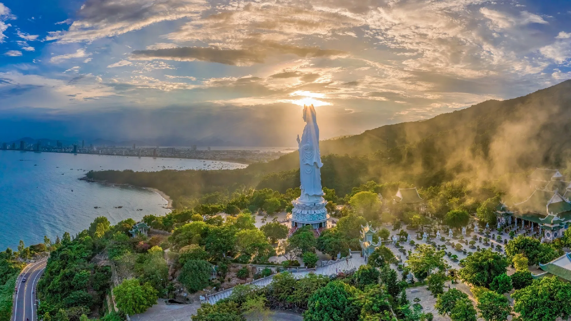 Hướng dẫn di chuyển và mẹo lưu trú