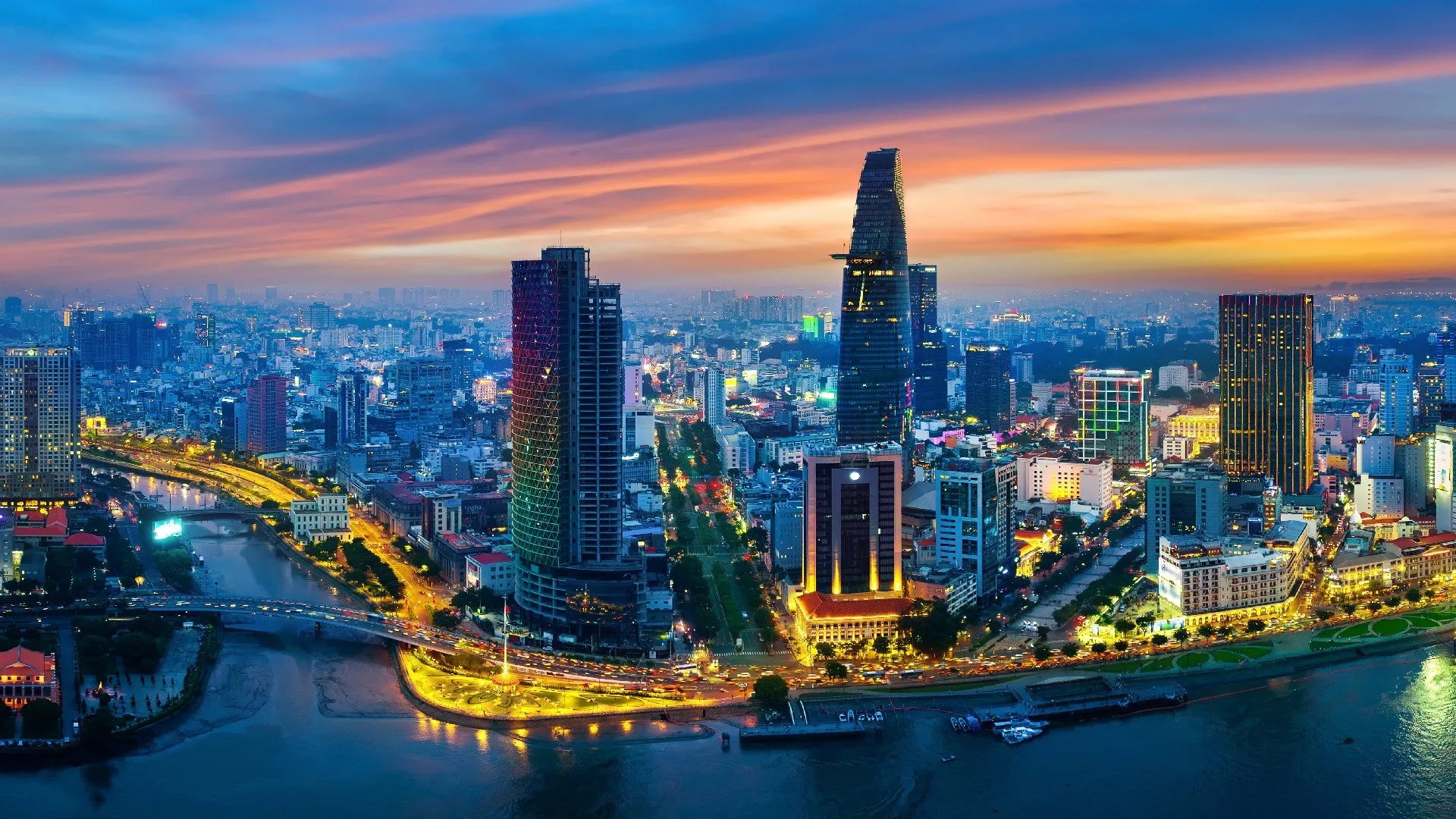 Trải Nghiệm Cuộc Sống Đêm Năng Động