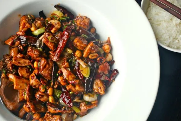 Cooking Classes: Bringing Sichuan Flavors Home