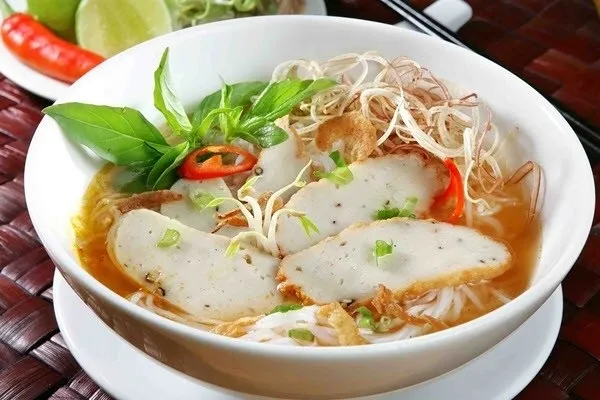 Bí quyết chọn quán bún chả cá ngon