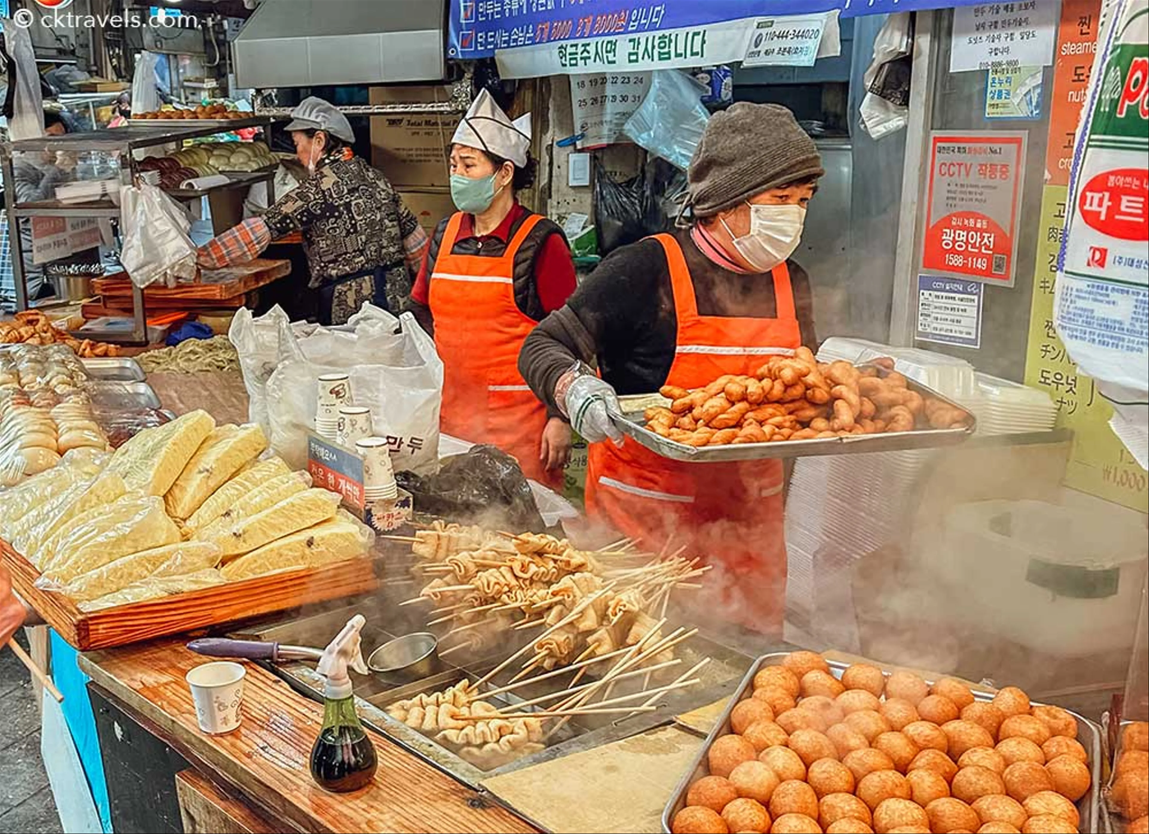 10 Must-Try Street Foods in Seoul That Will Ignite Your Taste Buds