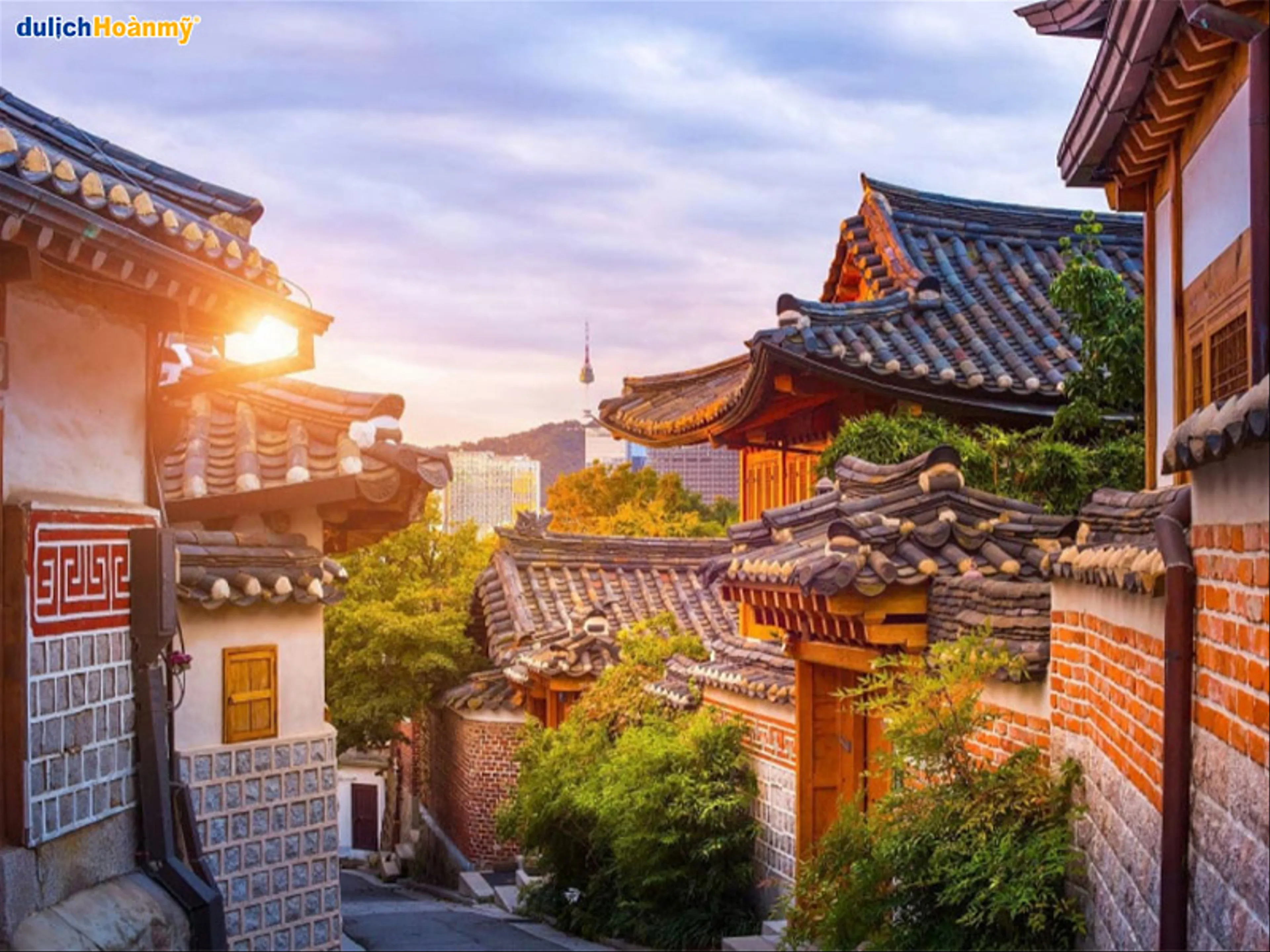 Thưởng Thức Hương Vị Đích Thực Của Kimchi Tại Làng Cổ Bukchon Hanok