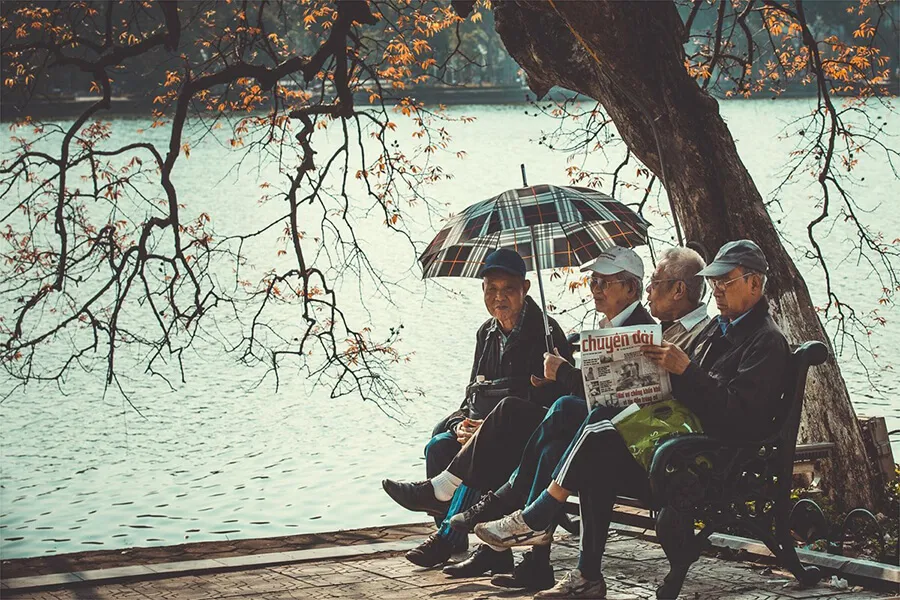 Cuộc sống hằng ngày của người dân trong ngõ