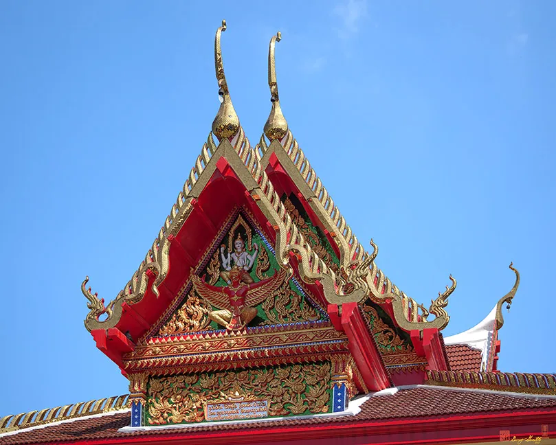Wat Welu Wanaram Gable วัดเวฬุวนาราม หน้าจั่ว Photograph