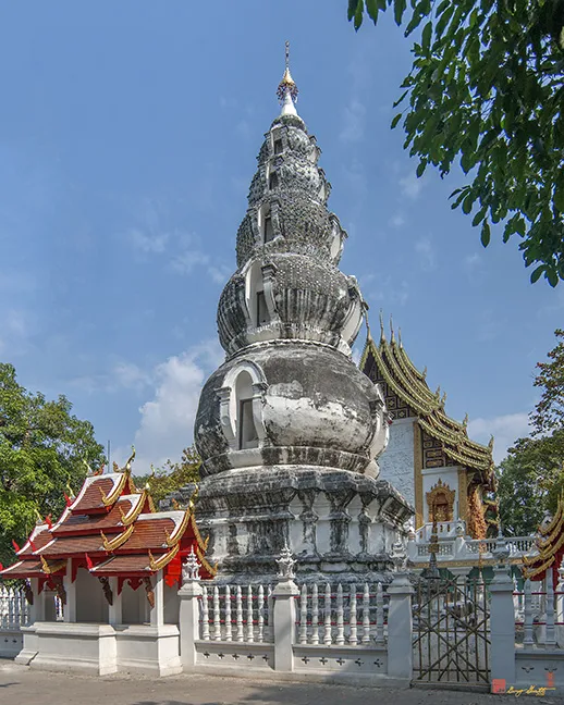 Wat Ku Tao or Wat Welu Wanaram วัดกู่เต้า หรือ วัดเวฬุวนาราม Tambon Chang Phueak, Mueang Chiang Mai District, Chiang Mai Province, Thailand Photographs