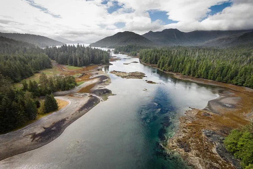 Solo Travel Tips: Navigating Haida Gwaii