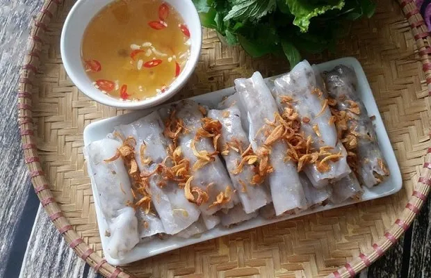 Mẹo Thưởng Thức Bánh Cuốn Như Người Địa Phương