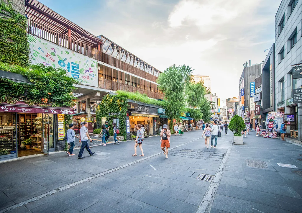 The Historical Heartbeat of Insa-dong
