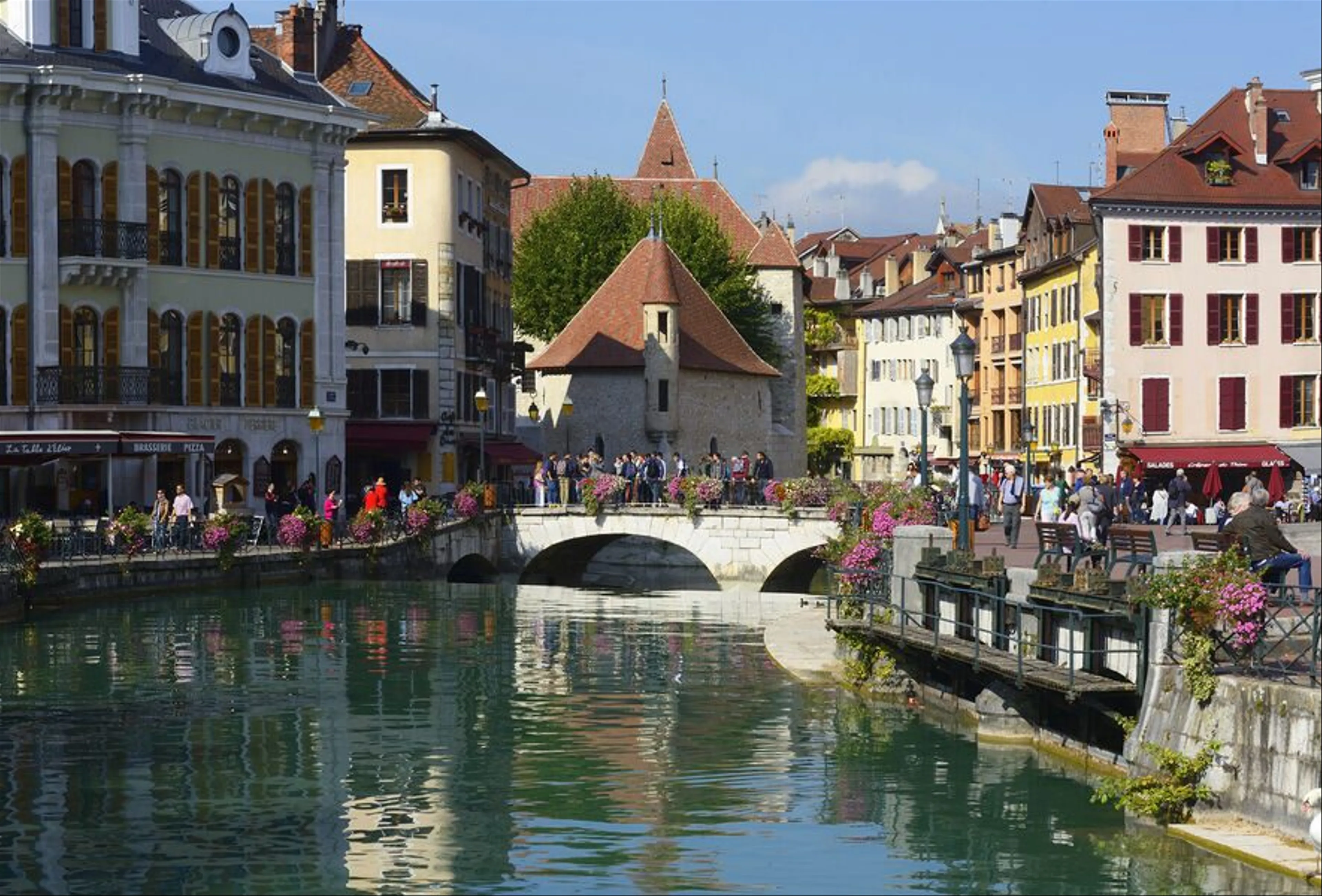 The Enchanting Allure of Annecy: Discover France's Venice of the Alps