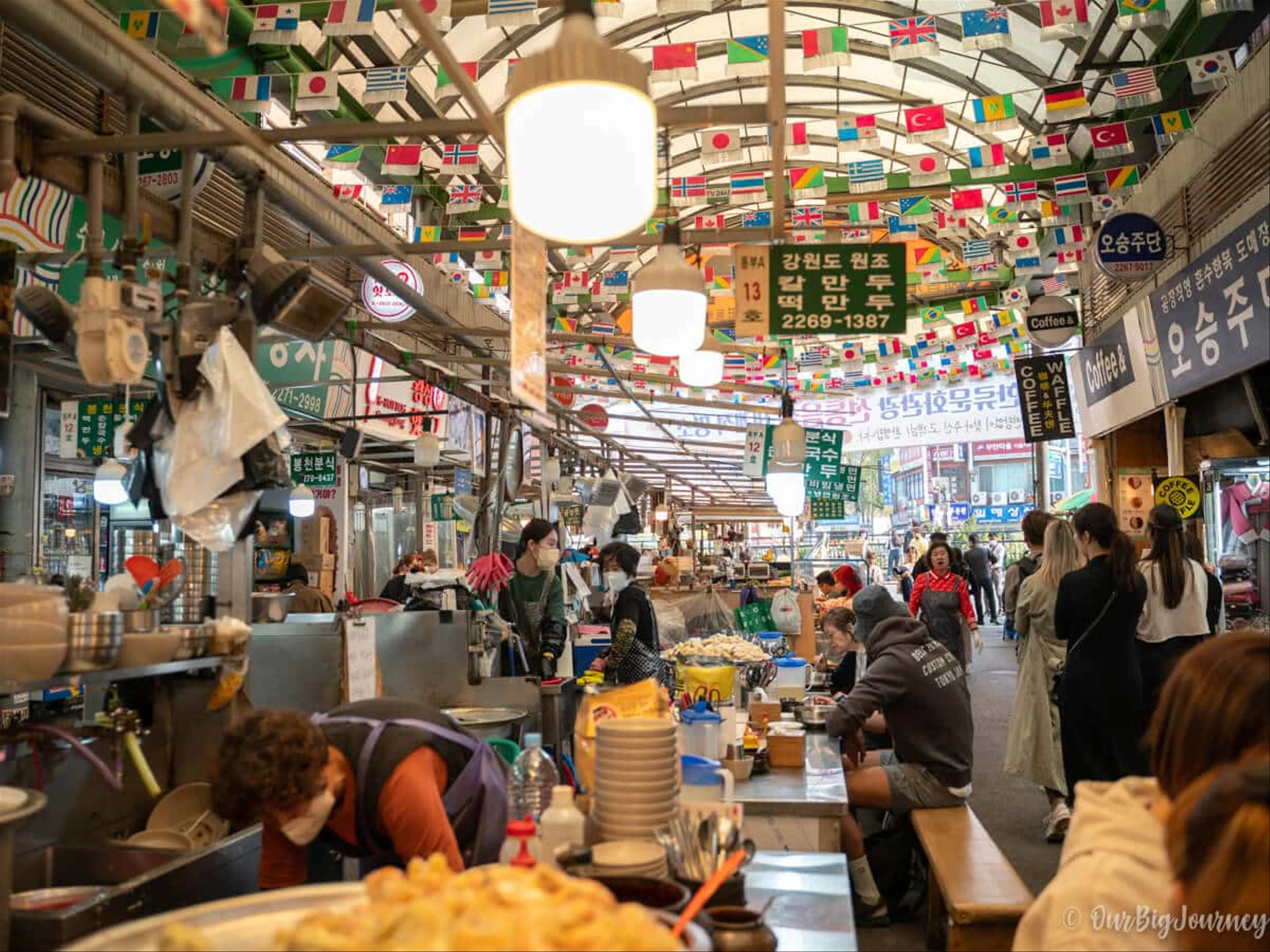 Savoring Seoul: A Culinary Journey Through Gwangjang Market's Street Food Delights