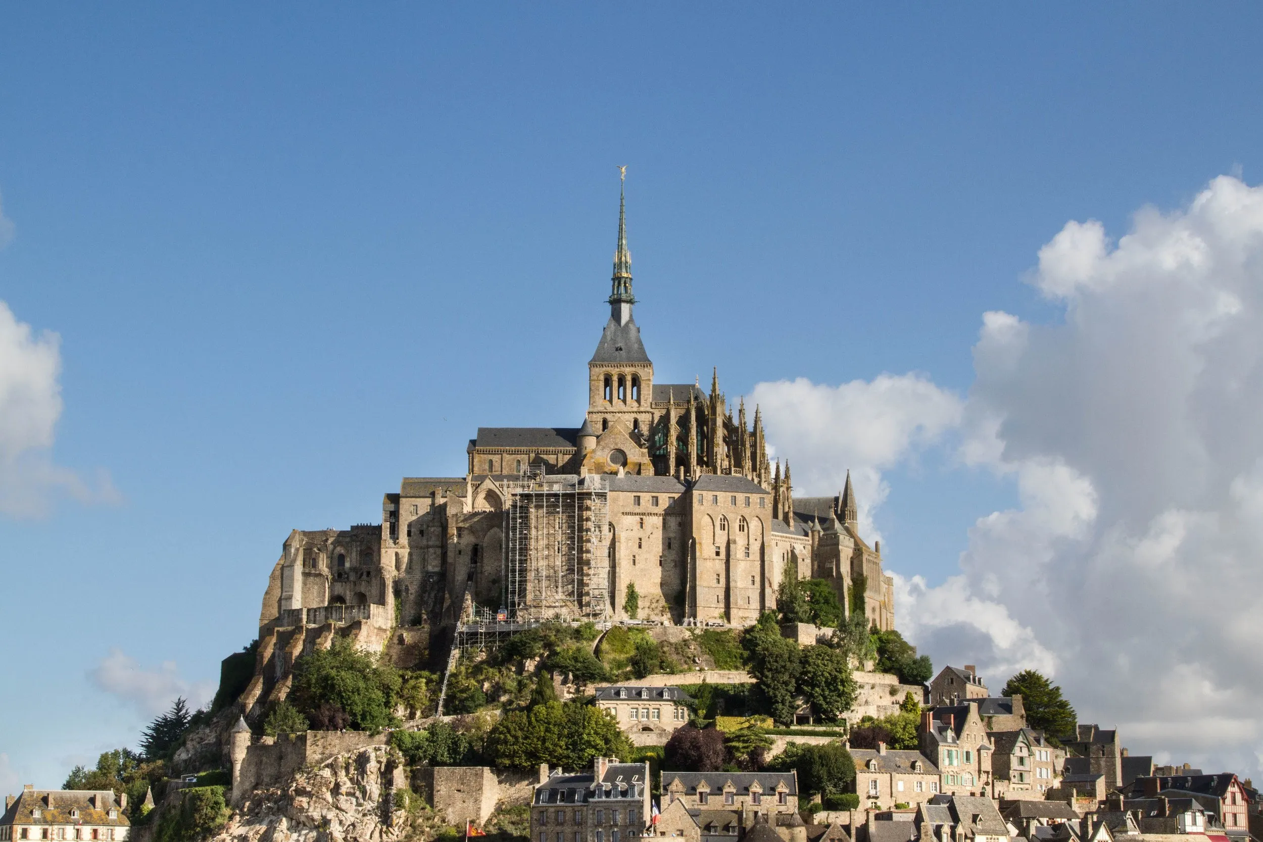 Historic Sites: Castles and Cathedrals