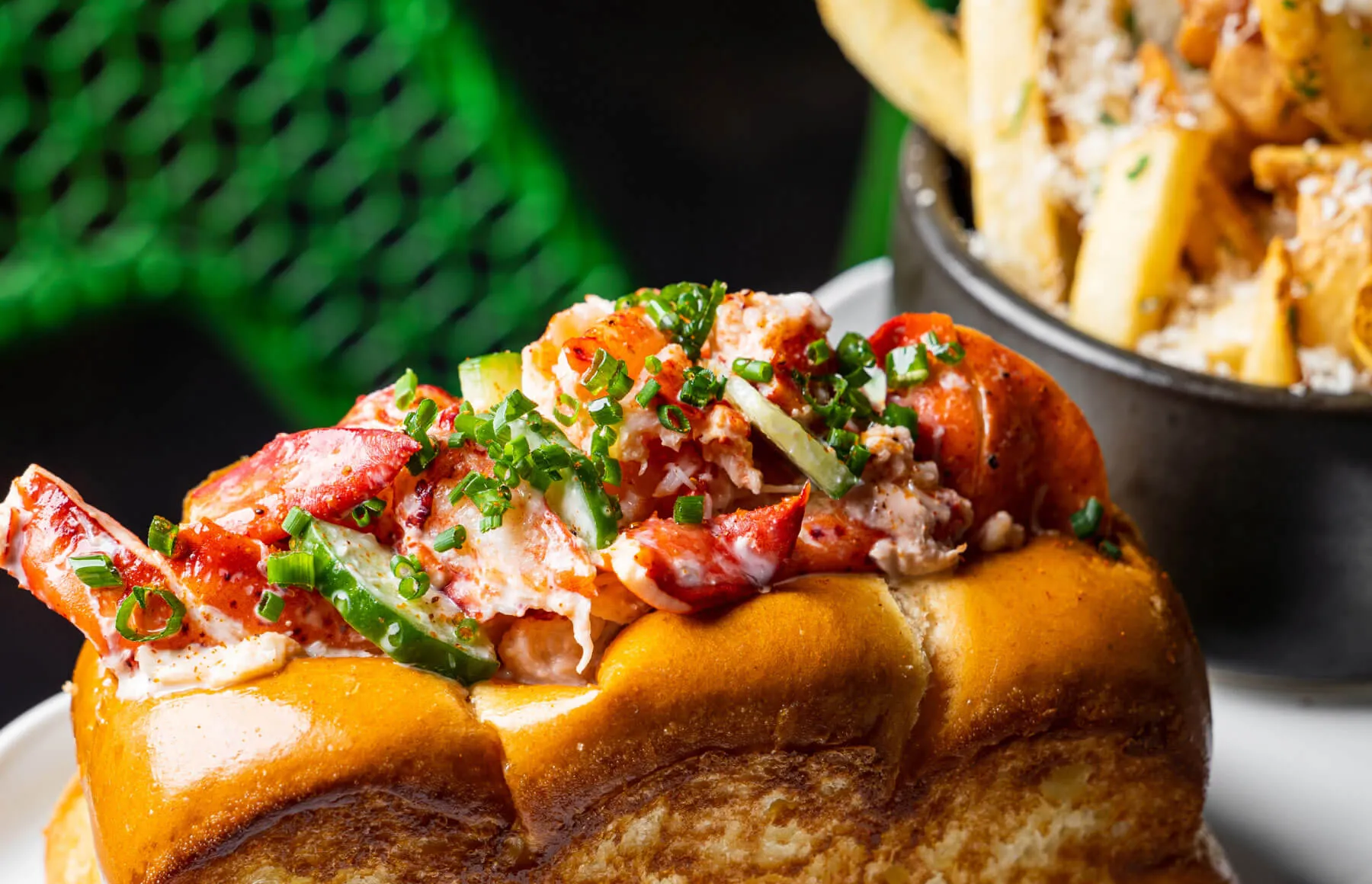 Lịch Sử Và Nguồn Gốc Của Lobster Roll