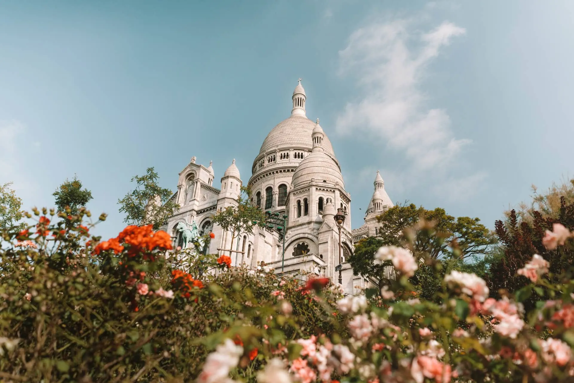 Guided Tours and Experiences: Immersing in Montmartre’s Charm