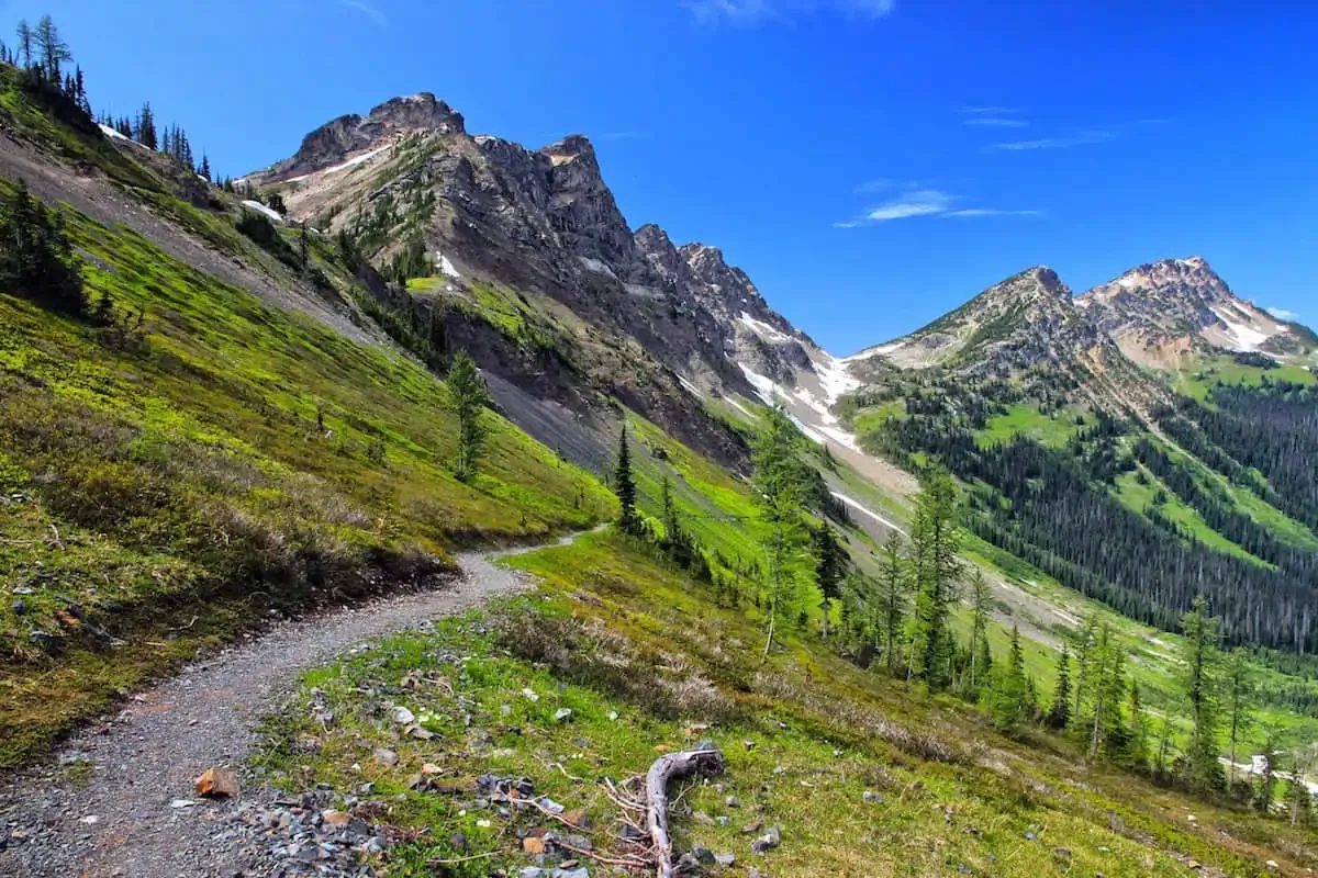 Scenic Mountain Trails and Outdoor Adventures