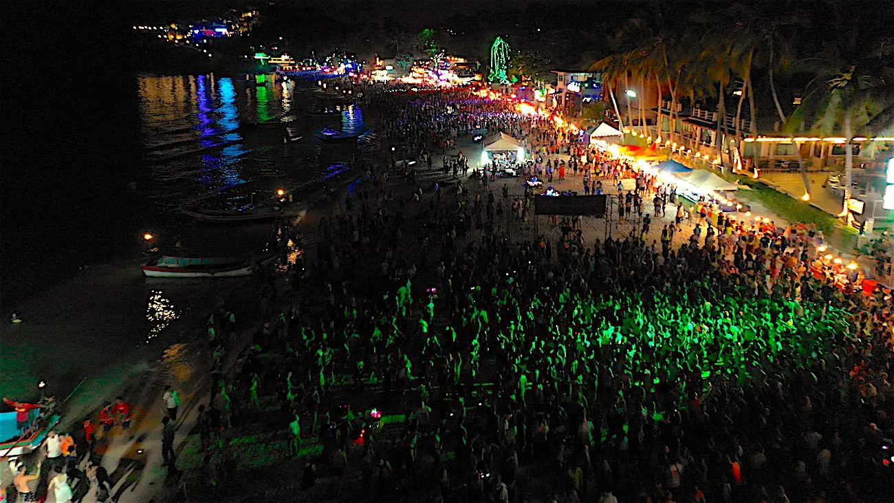 Full Moon Party Trips on Koh Phangan | Funky Turtle