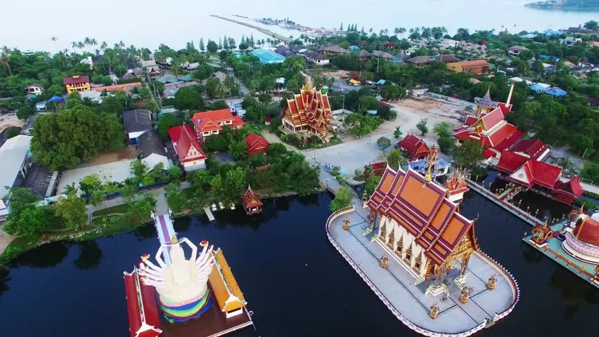 Thăm viếng chùa Wat Plai Laem trong chuyến du lịch Thái Lan