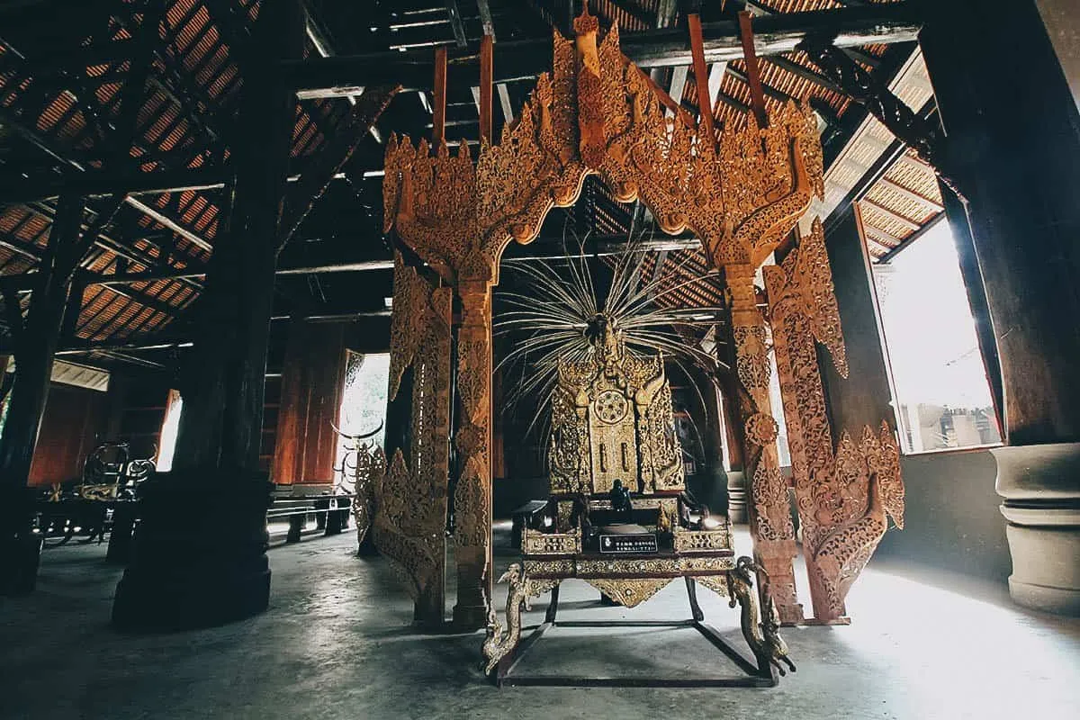 Explore Wat Rong Khun (White Temple), Baan Dam Museum (Black House), and  Wat Rong Suea Ten (Blue Temple) in Chiang Rai, Thailand | Will Fly for Food