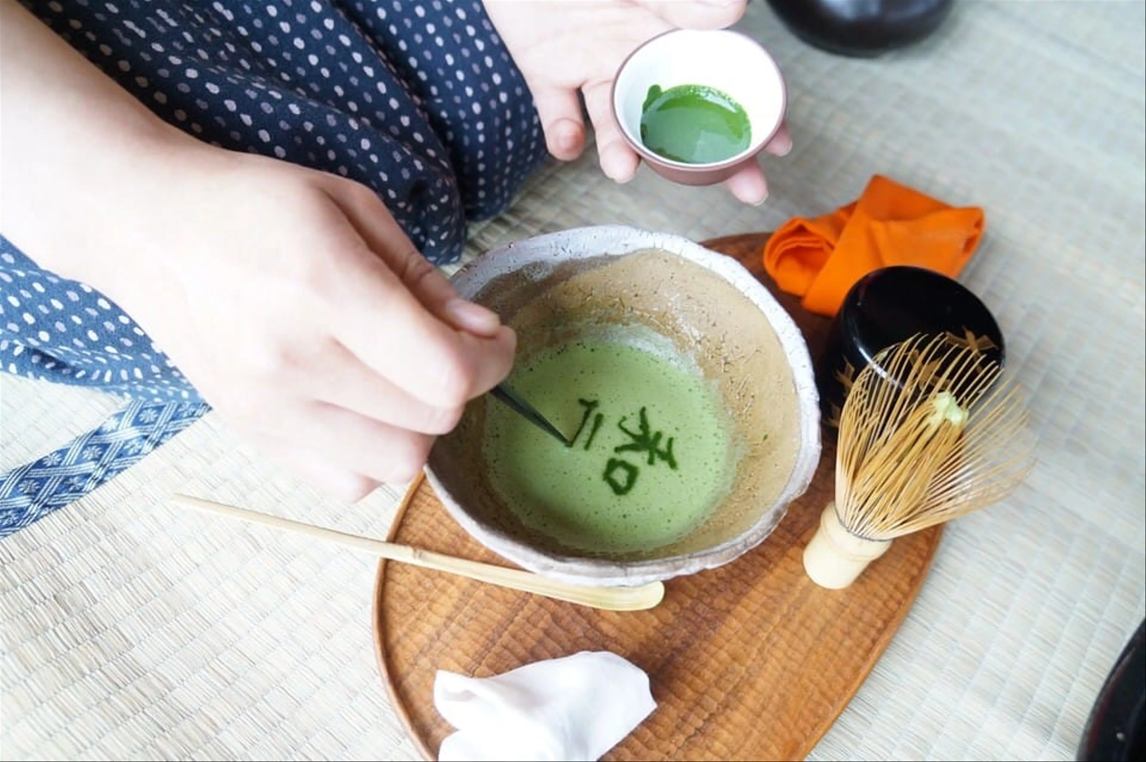 Trải Nghiệm Trà Đạo Tại Kyoto: Từ Đồi Núi Arashiyama Đến Những Ngôi Đền Cổ